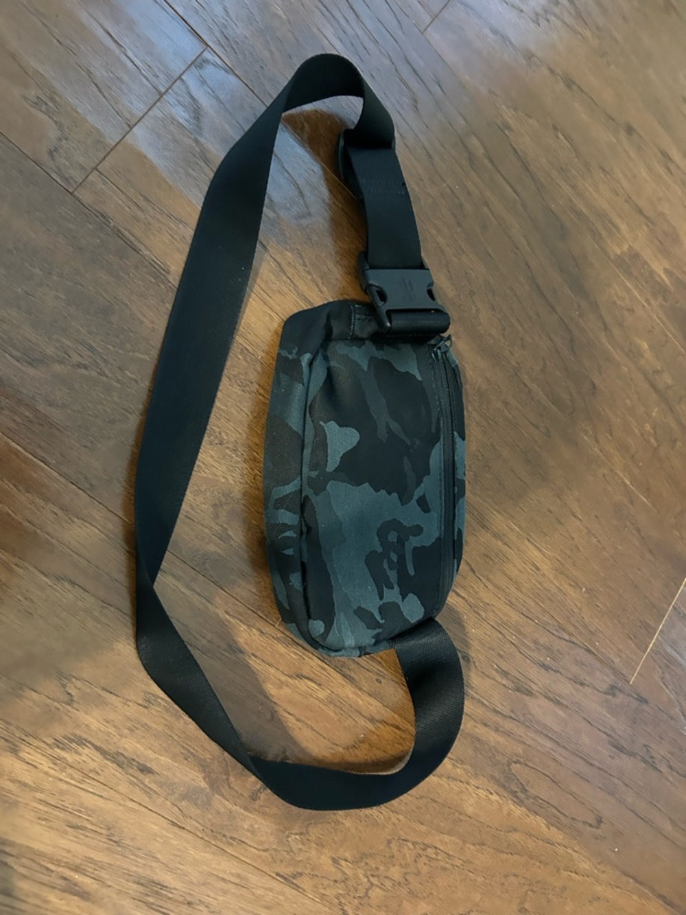 lululemon athletica Black and green Everywhere camo Belt Bag